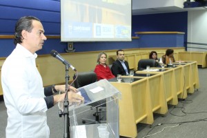 O prefeito Marquinhos Trad destacou a importância do planejamento na construção do Plano Municipal de Saúde. (Foto: Diogo Gonçalves).