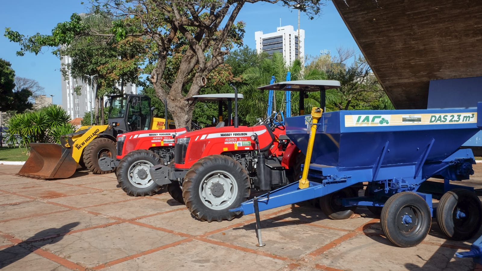 Prefeitura entrega equipamentos para fortalecer Agricultura Familiar em Campo Grande