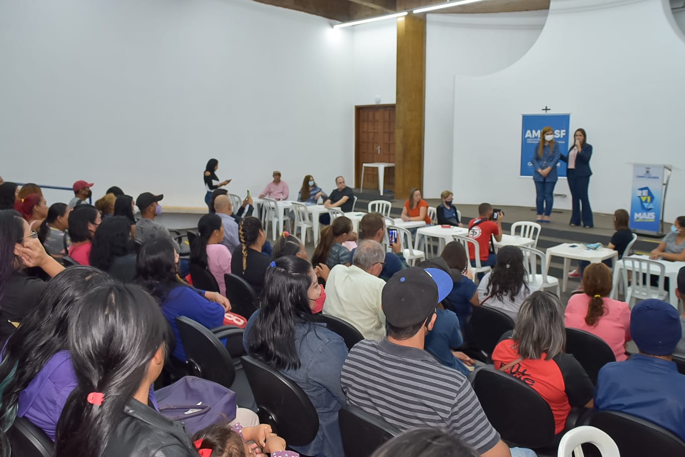 Regularização fundiá­­­­­­ria chega para 76 famílias das comunidades Estrela do Amanhã e Alphavela