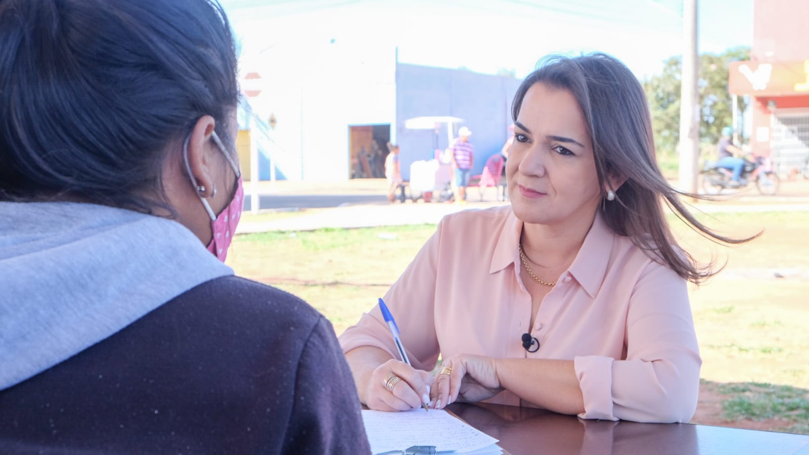 Conversando com a população, Prefeita Adriane Lopes leva gabinete itinerante ao Noroeste