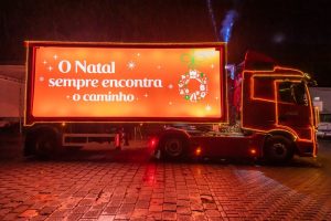 Caravana da Coca-Cola chega a Capital para iluminar ruas de 10 de bairros nesta 4ª feira