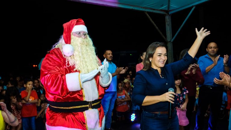 Com atrações culturais, brincadeiras e papai Noel, Natal chega no  Residencial Homex | CGNotícias