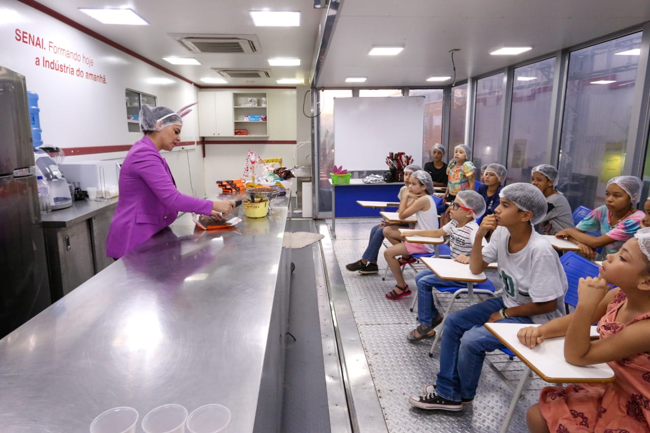 Gospel Fernandinho reúne 30 mil pessoas no último dia de festa na 'Cidade da Páscoa'