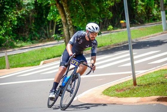 Paratleta de ciclismo de CG com apoio da Prefeitura disputa L’Étape Rio de Tour de France